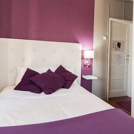 Lux Dinastia Lisbon