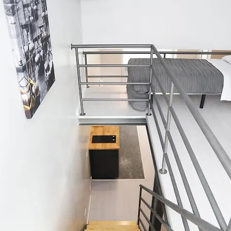 Lux Dinastia Lissabon